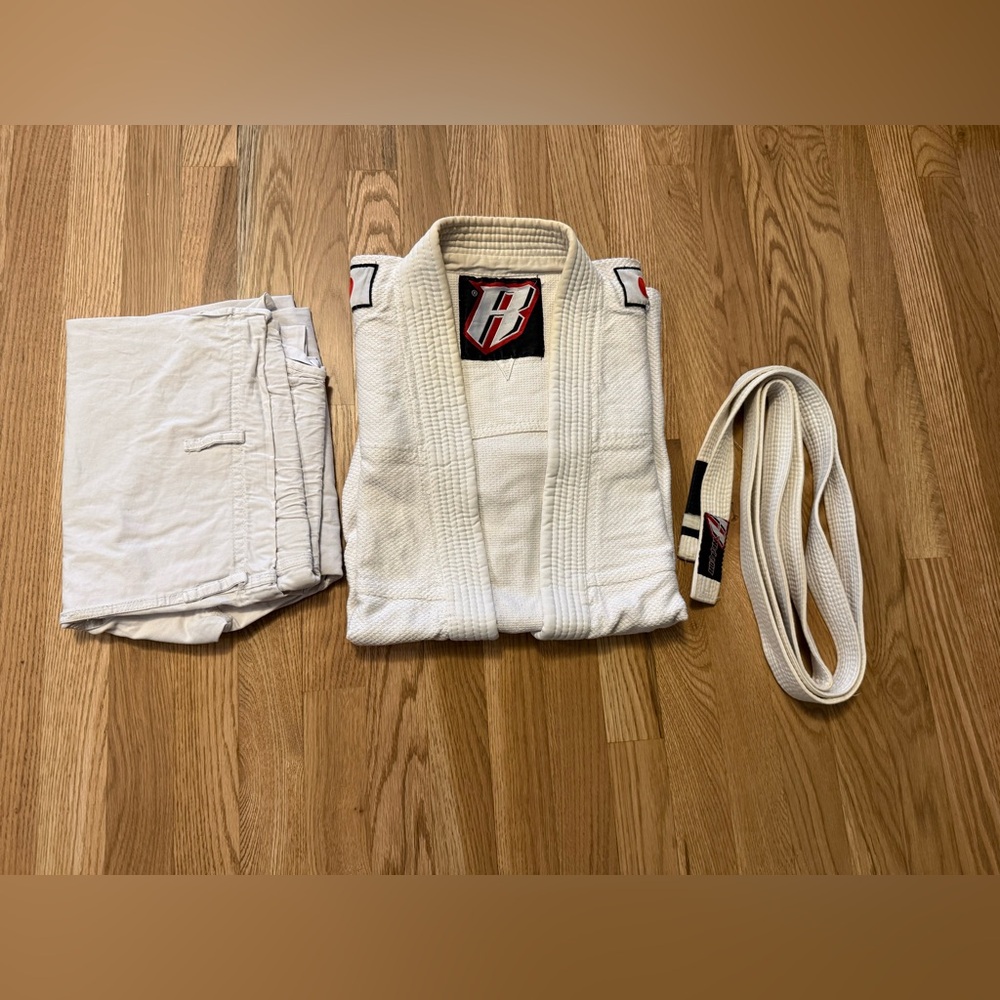 Revgear Ultimate Jiu Jitsu Martial Arts Gi - A2
